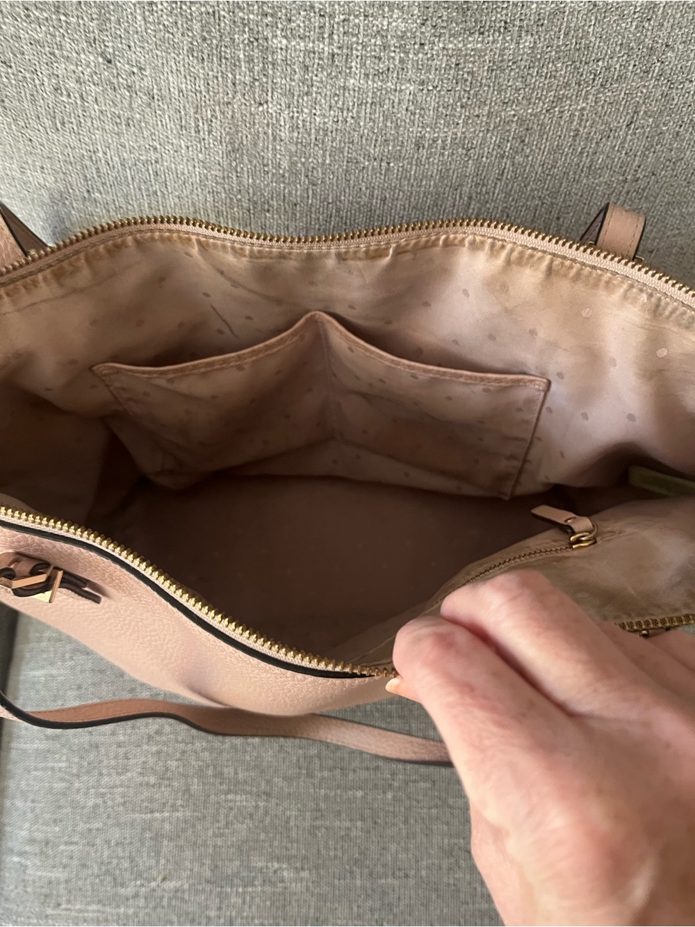 kate spade Pink Pebbled Leather Tote with Gold Logo - Picture 4 of 4